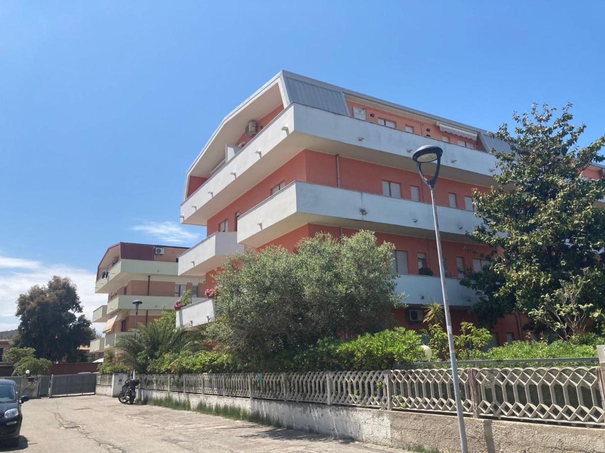 Apartamento Teresa Al Mare Montesilvano Marina Exterior foto